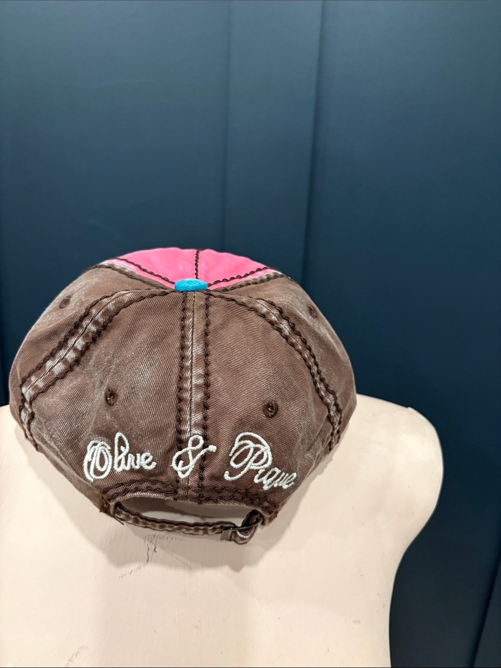 619. Embellished Pink & Turquoise Women's Baseball Cap - Picture 2 of 2